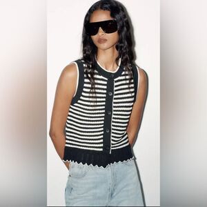 Zara STRIPED KNIT WAISTCOAT TOP